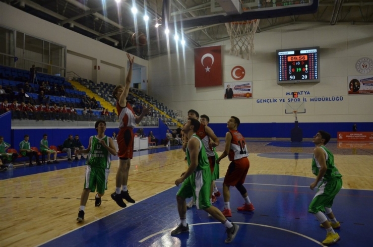 U-16 Erkekler Anadolu Şampiyonası Başladı