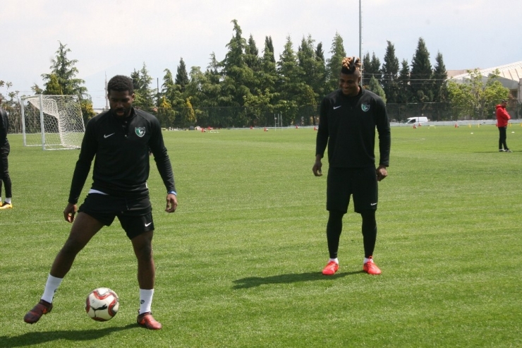 Denizlispor, Giresunspor Hazırlıklarını Sürdürüyor