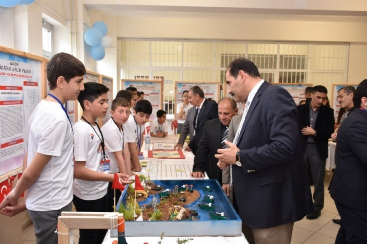 Tübitak Bilim Fuarları Sergi Açılışları Başladı