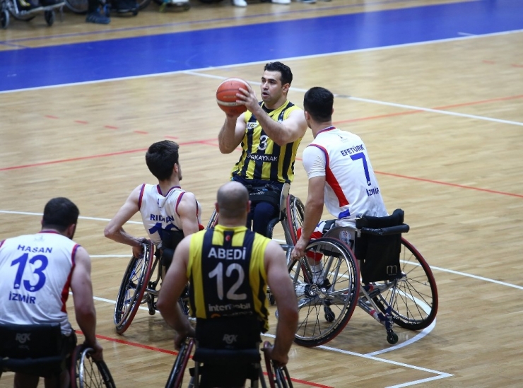 1907 Fenerbahçe Engelli Yıldızlar Şampiyon