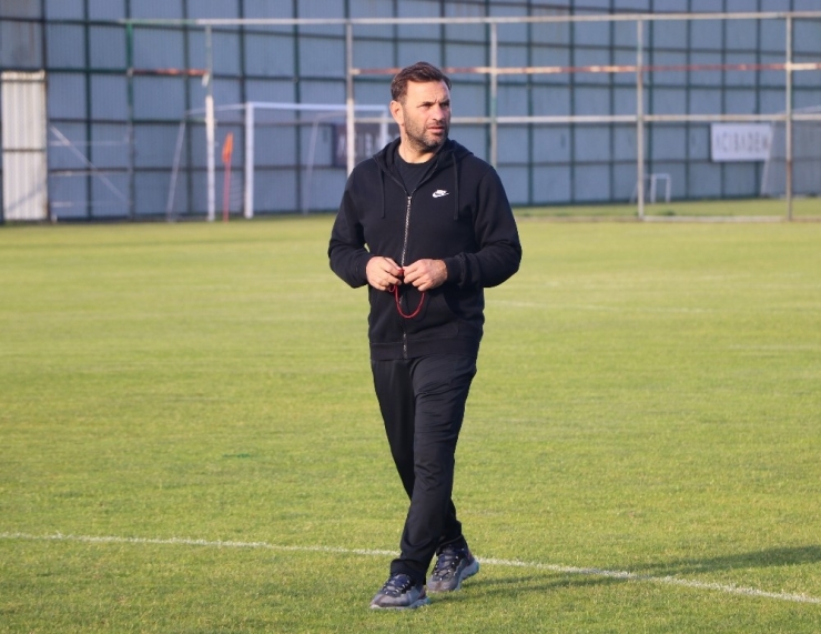 Okan Buruk: “İkinci Yarının En Başarılı İki Takımı Sahada Olacak”