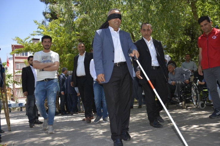 Engellileri Anlamak İçin, Engelli Oldular