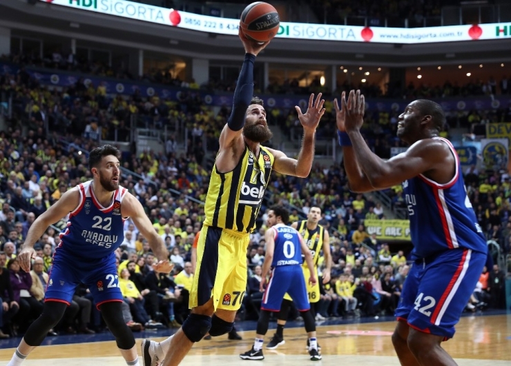 Final Four’da Türk Derbisi