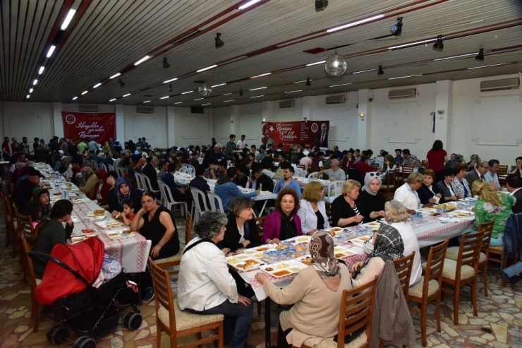 Bilecikliler İftar Sofrasında Buluşmaya Devam Ediyor