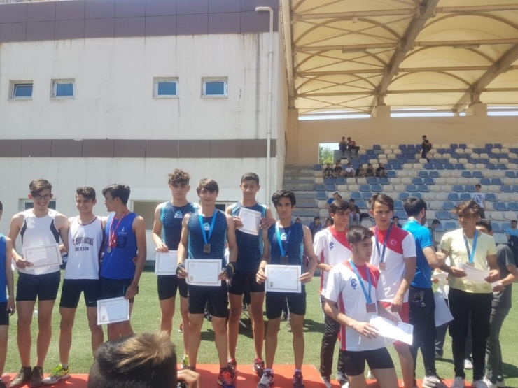 Eyyübiyeli Gençlerden Büyük Başarı