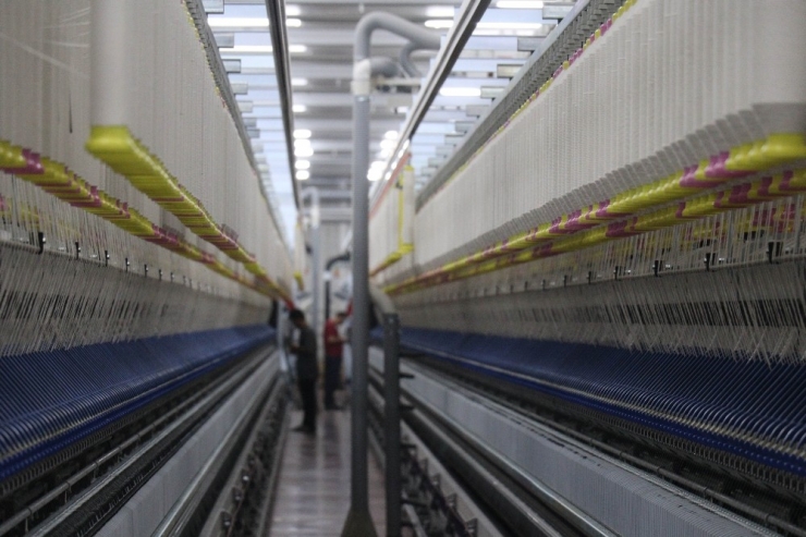 Tekstilde Sevindiren Haber