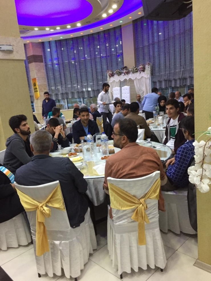 Malatya Spor Camiası Asmyd’nin İftarında Bir Araya Geldi