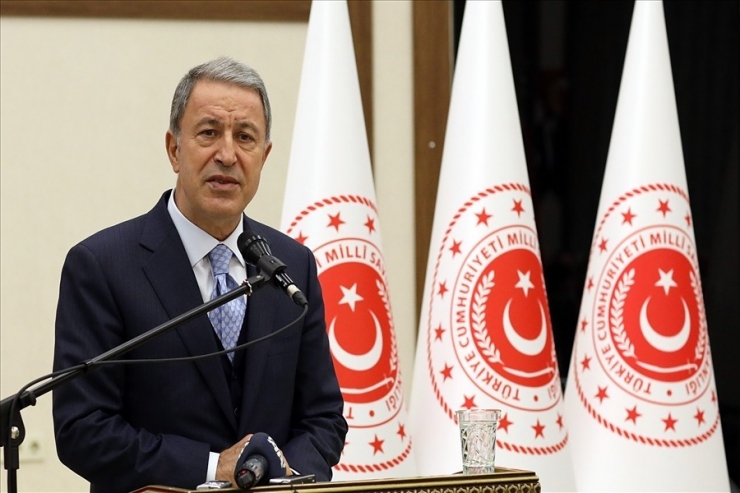 Bakan Akar Gaziler Ve Aileleriyle İftarda Buluştu