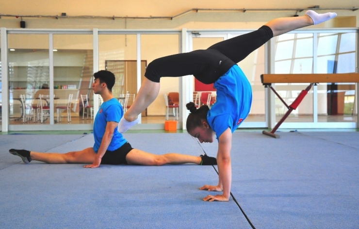 Dünya Şampiyonu Ayşe Begüm Onbaşı Şimdi De Avrupa’yı Gözüne Kestirdi