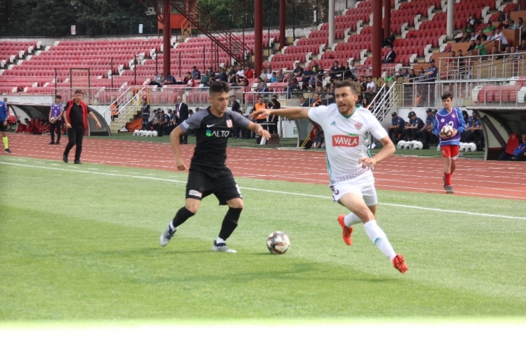 Spor Toto 1. Lig: Balıkesirspor Baltok: 0 - Hatayspor: 3