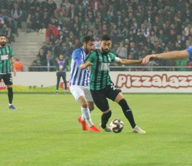 Tff 2. Lig Play-off Yarı Final: Sakaryaspor: 4 - Sarıyer: 0