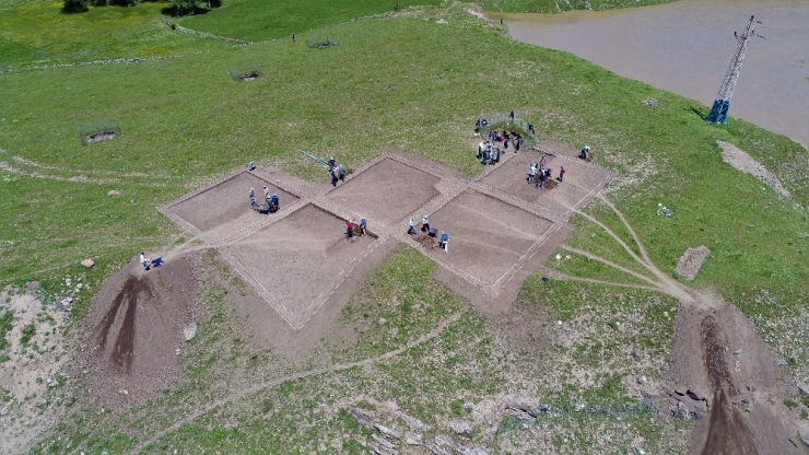 Sular Altında Kalacak, ’İlk Yerleşim Yeri’nde Kurtarma Kazısı