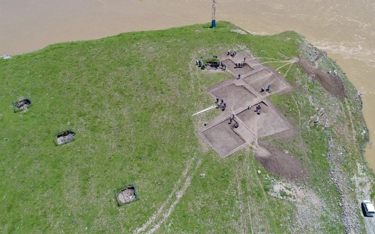 Sular Altında Kalacak, ’İlk Yerleşim Yeri’nde Kurtarma Kazısı