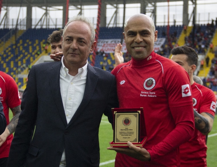 Mert Nobre, Futbol Yaşantısını Sonlandırdı