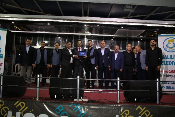 Gezici Sanat Tırı Veysel Karani’de