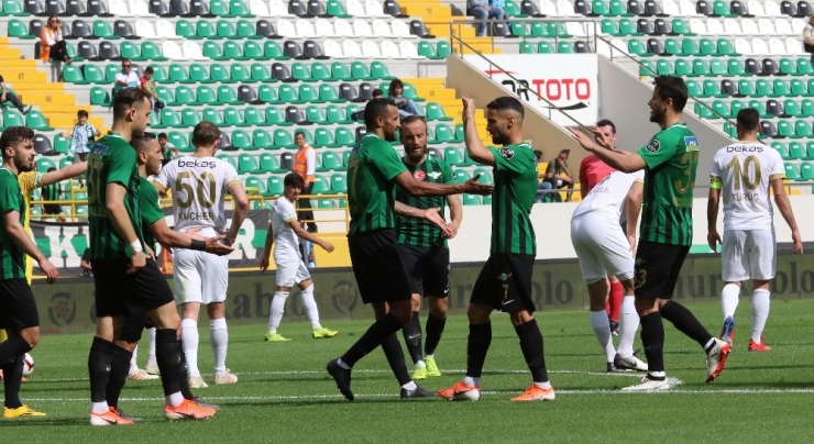 Spor Toto Süper Lig: Akhisarspor: 1 - İstikbal Mobilya Kayserispor: 0 (İlk Yarı)