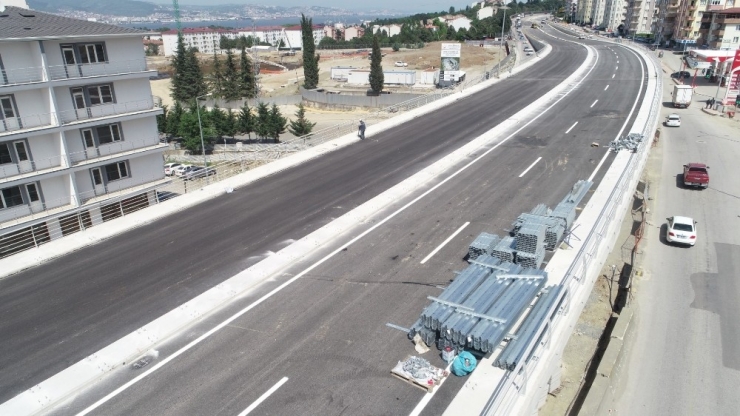 Yüzbaşılar Kavşağı’nda Çalışmalar Tamamlanıyor