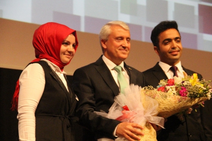 ‘Yök 100/2000 Öğrenci Buluşmaları’nın Üçüncüsü Erzurum’da Gerçekleşti