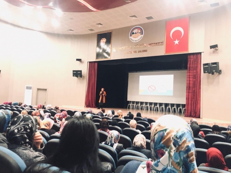 Ko-mek Kursiyerlerine Akılcı İlaç Ve Organ Bağışı Eğitimi