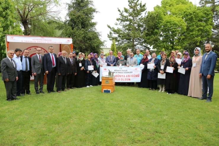 Kütahya’da Arıcılığa 1 Milyon 470 Bin Tl Hibe