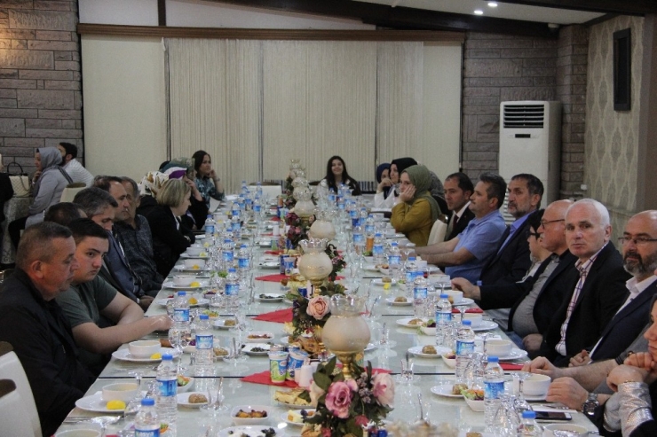 Mhp Belediye Başkan Adayı Erdoğan Bıyık’tan Teşkilata İftar