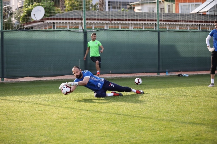 Alanyaspor Kalecisi Haydar: “Bizim Açımızdan İyi Bir Sezon Geçti”