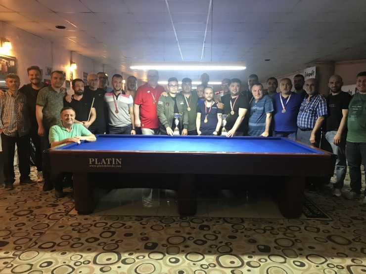 3 Bant Bilardo Turnuvası Sona Erdi