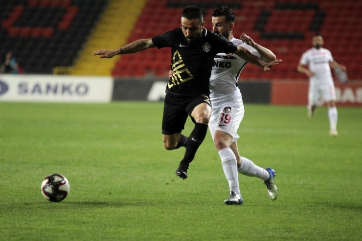 Spor Toto 1. Lig Play-off: Gazişehir Gaziantep: 2 - Osmanlıspor: 0