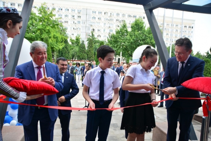 Taşkent’te Atom Teknolojileri Bilgi Merkezi Açıldı