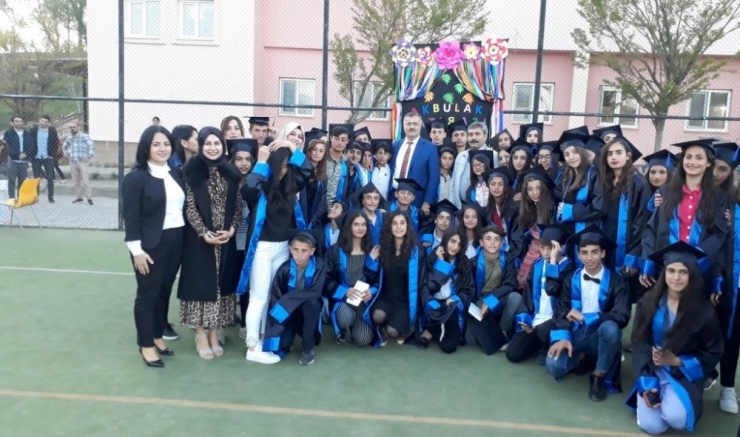 Müdür Tevke, Ybo Öğrencileriyle İftar Açtı