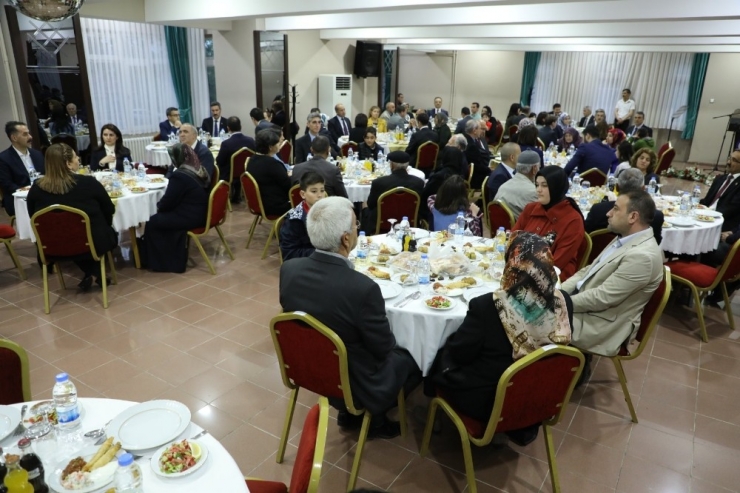 Erzincan Emniyetinden Şehit Aileleri Onuruna İftar