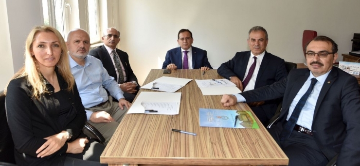 Mesleki Eğitimde İlk Hedef Turizm Sektörü Olacak