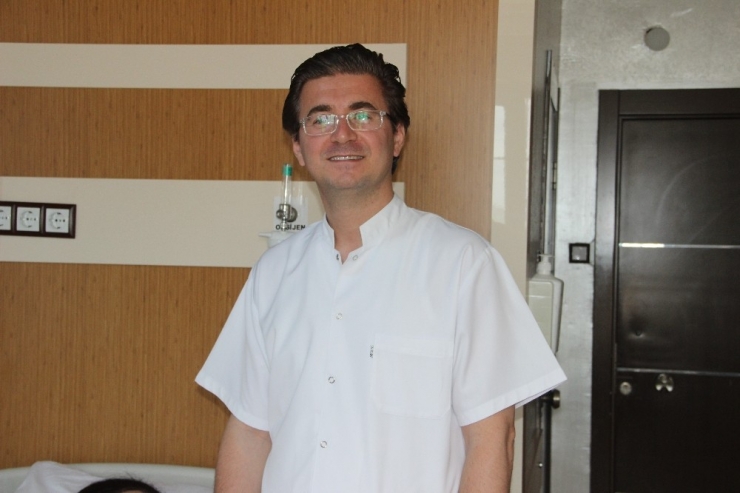 20 Yıllık Hastalığından Ameliyatla Kurtuldu