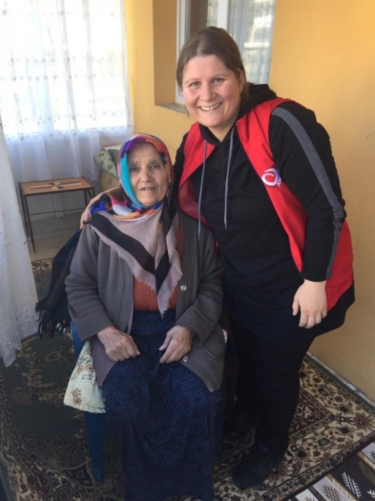 Asdep Personeli Kapı Kapı Dolaşıp Vatandaşı Dinliyor