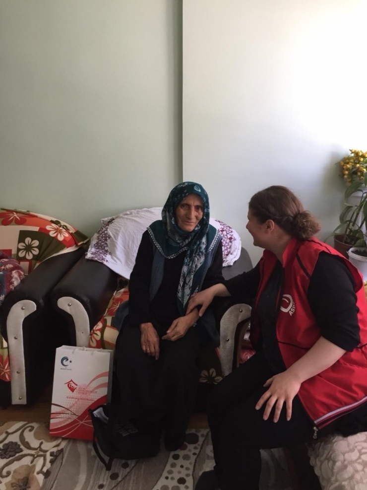 Asdep Personeli Kapı Kapı Dolaşıp Vatandaşı Dinliyor