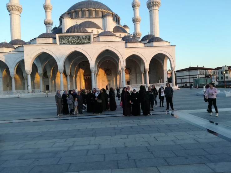 Başkent’te Türk Ve Mülteci Kadınlarla Dayanışma Etkinliği