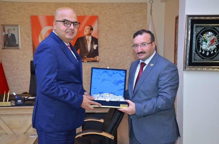 Etimaden’den Emet’teki Işıklandırma Çalışmalarına Destek