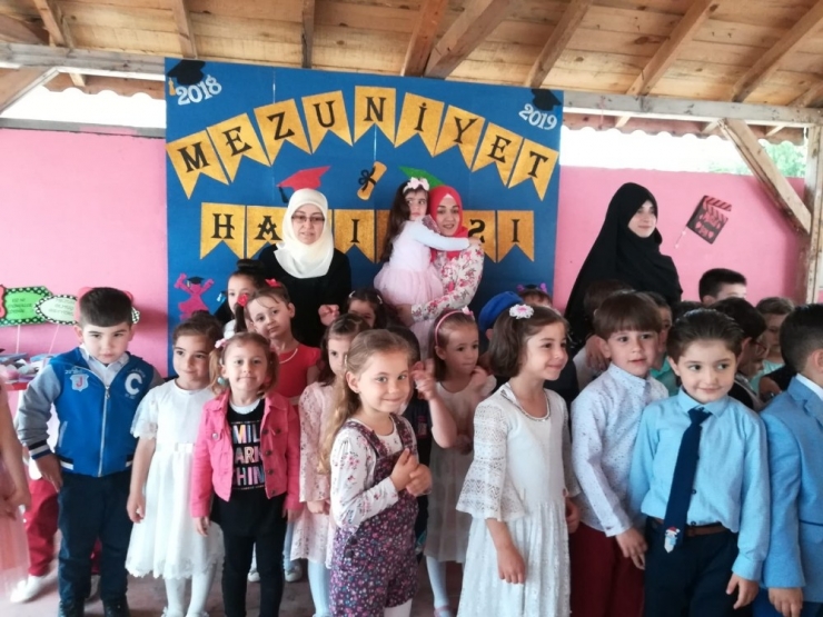 Türkeli’de Kur’an Kursu Öğrencilerinin Karne Merasimi