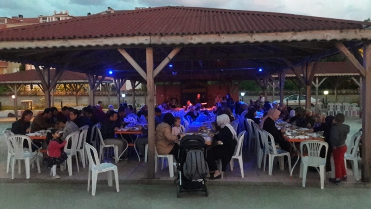 Türkeli’de Kur’an Kursu Öğrencilerinin Karne Merasimi