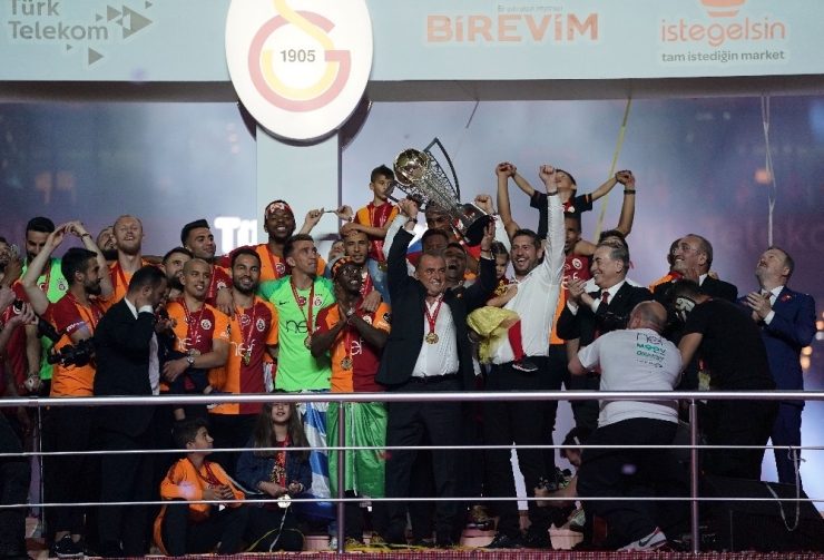 Fatih Terim 5 Yıl Daha Galatasaray’da