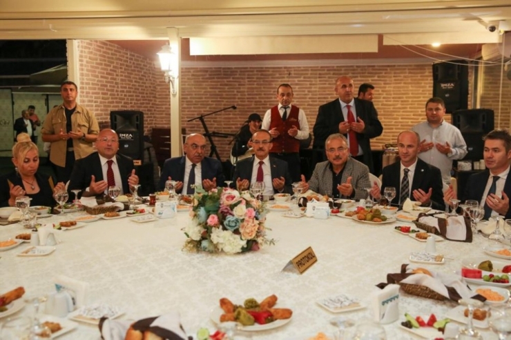 Ordu Ticaret Borsasından Üyelerine İftar