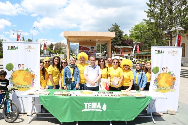 Başkan Özcan’dan, Arılar Varsa Yarınlar Var Projesine Destek