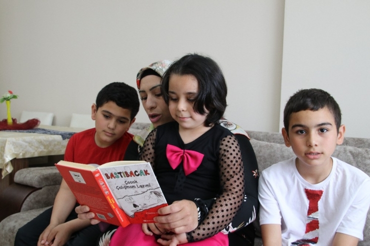 3 Çocuk Annesi Kadın 170 Kilodan 83 Kiloya Düştü