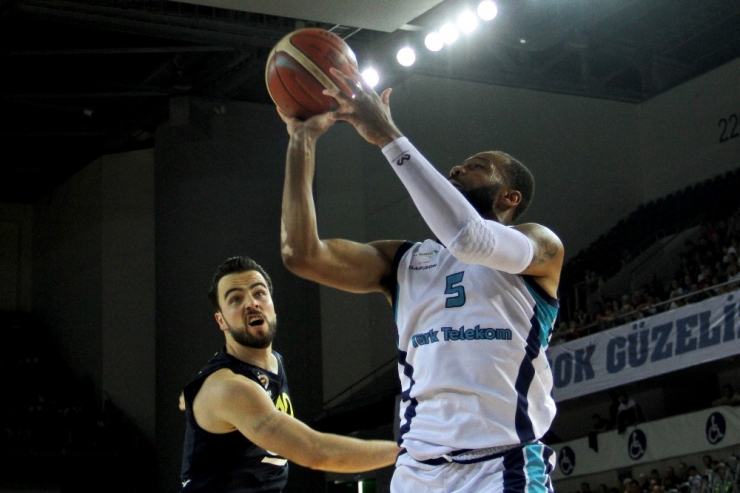 Tahincioğlu Basketbol Ligi: Türk Telekom: 88 - Fenerbahçe Beko: 85