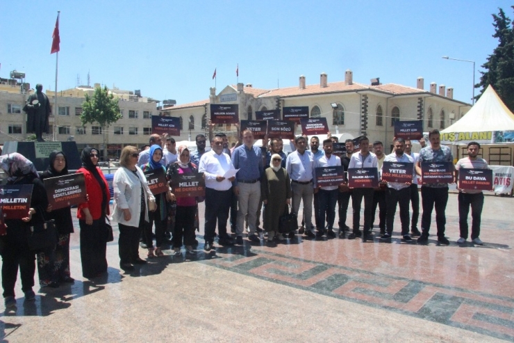 Kilis’te 27 Mayıs Darbe Kınaması