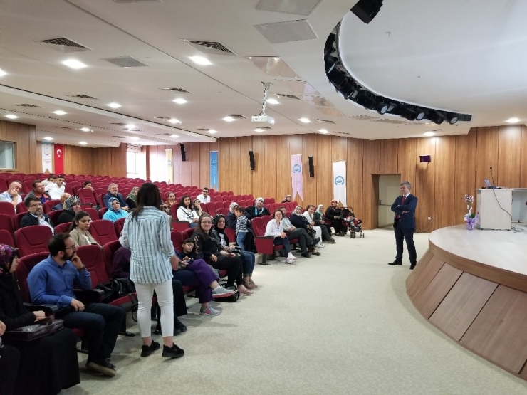 Aksaray’da Obezite Destek Toplantısı Yapıldı