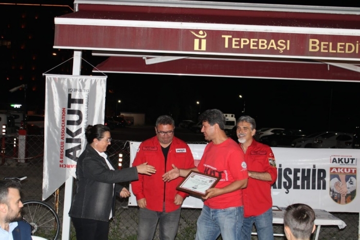 Akut Eskişehir Gönüllüleri Geleneksel İftarda Buluştu