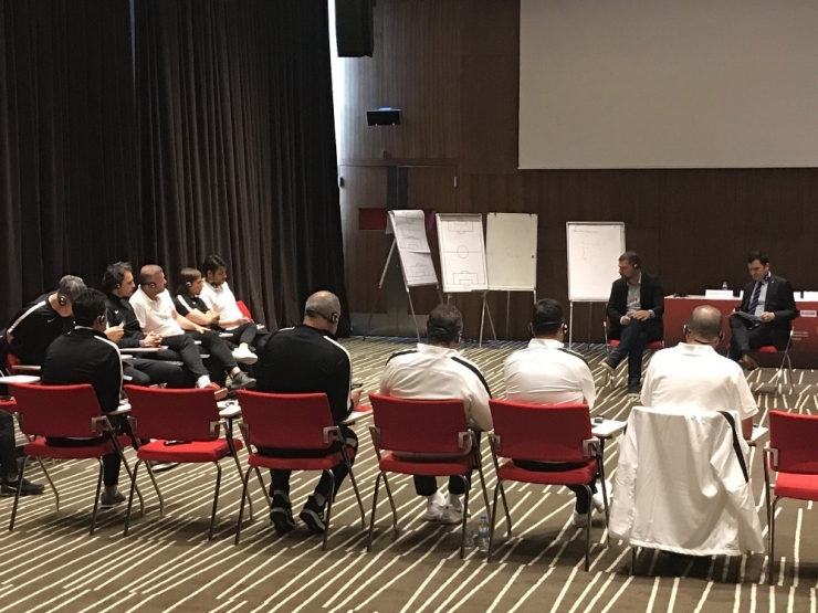 Slaven Bilic, Tff’nin Pro Lisans Kursu’na Katıldı