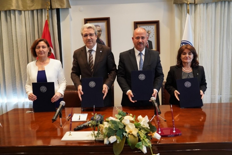 Ege’den Milli Eğitimle ’Çevreci Sınıflar’ Protokolü