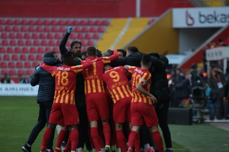 Kayserispor 41’de Kaldı